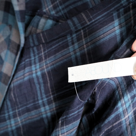 ✨NWT✨ Abound flannel shirt - Picture 6 of 6